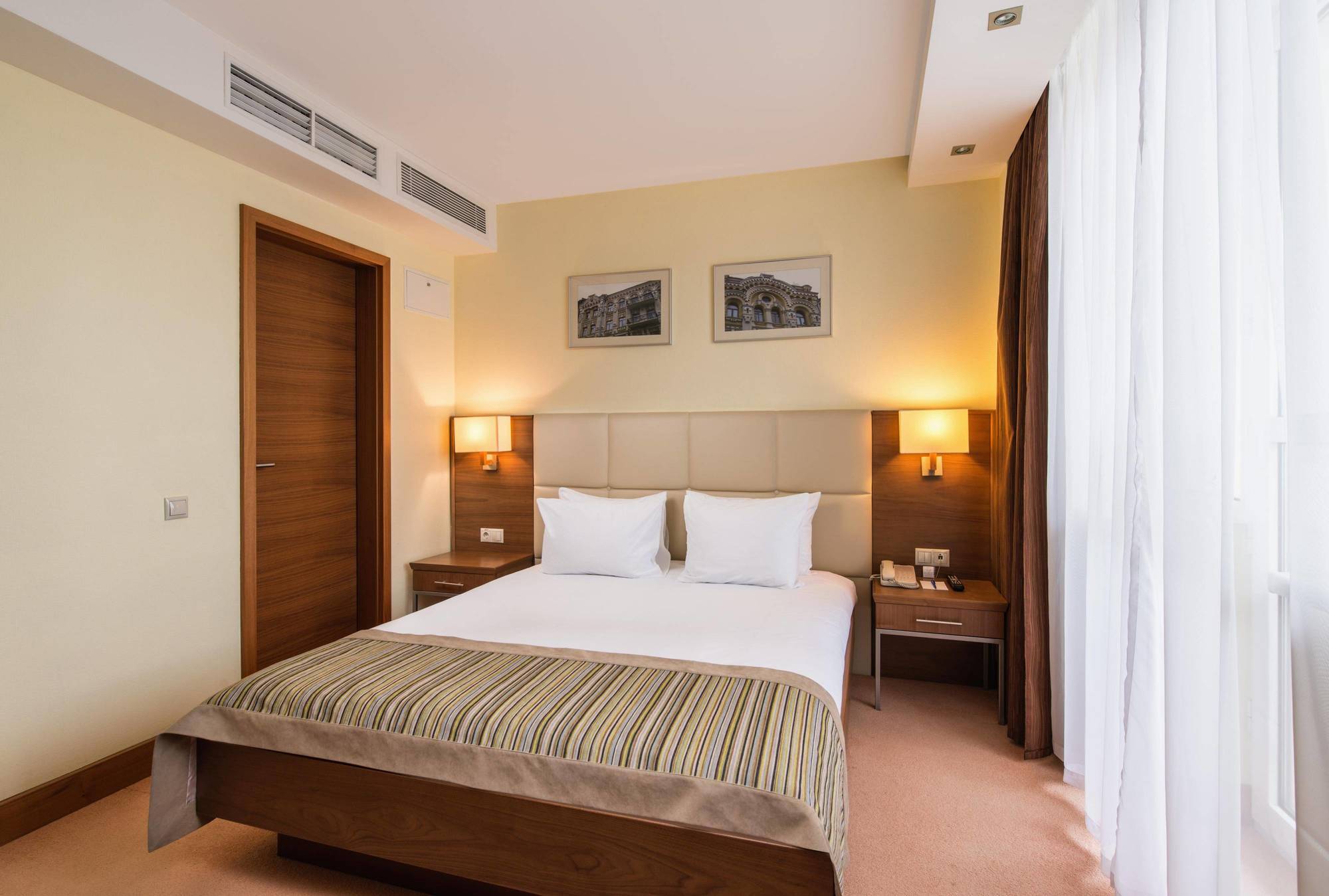 President Hotel Kiev Dış mekan fotoğraf