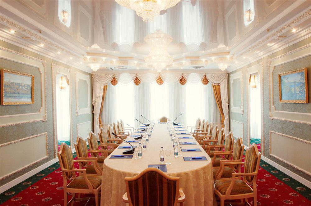 President Hotel Kiev Dış mekan fotoğraf